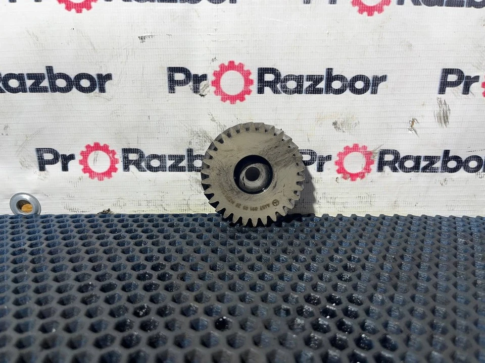 Шестерня привода ТНВД  4570910520 Mercedes Axor 2012 евро 5